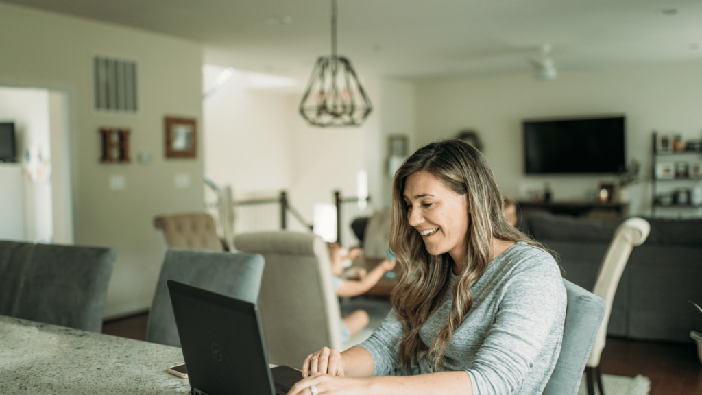 ביטוח רכב לעובדים מהבית – האם יש דרך לשלם פחות?