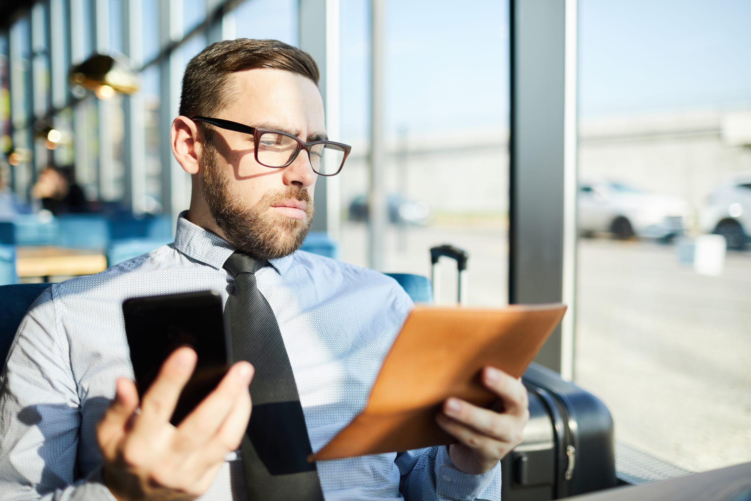 ביטוח נסיעות לאנשי עסקים: מה חשוב לבדוק לפני כל טיסה?